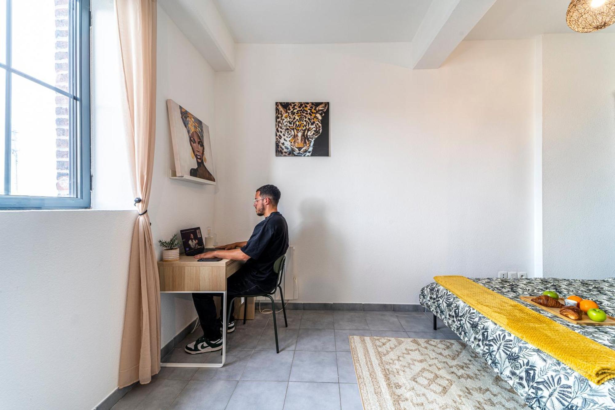 Stay Cosy Lille I Tourcoing - Appartement - Hypercentre - Parking Securise - Wifi - Netflix - Cuisine Exteriér fotografie